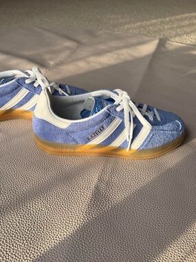 Adidas Gazelle Indoor Shoes in Blue Fusion